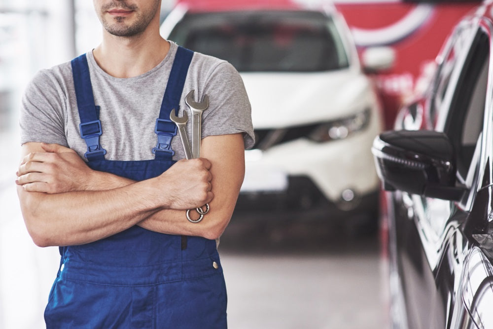 DIY Car Diagnostics: When to Do It Yourself and When to Visit a Mechanic