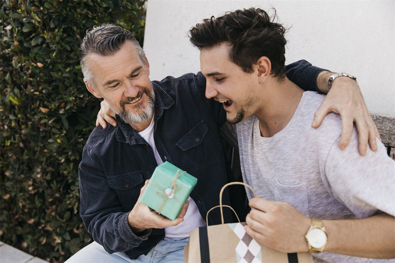 Fuel Dad's Passion This Father's Day: A CGSULIT Scan Tool for Every Garage Guru